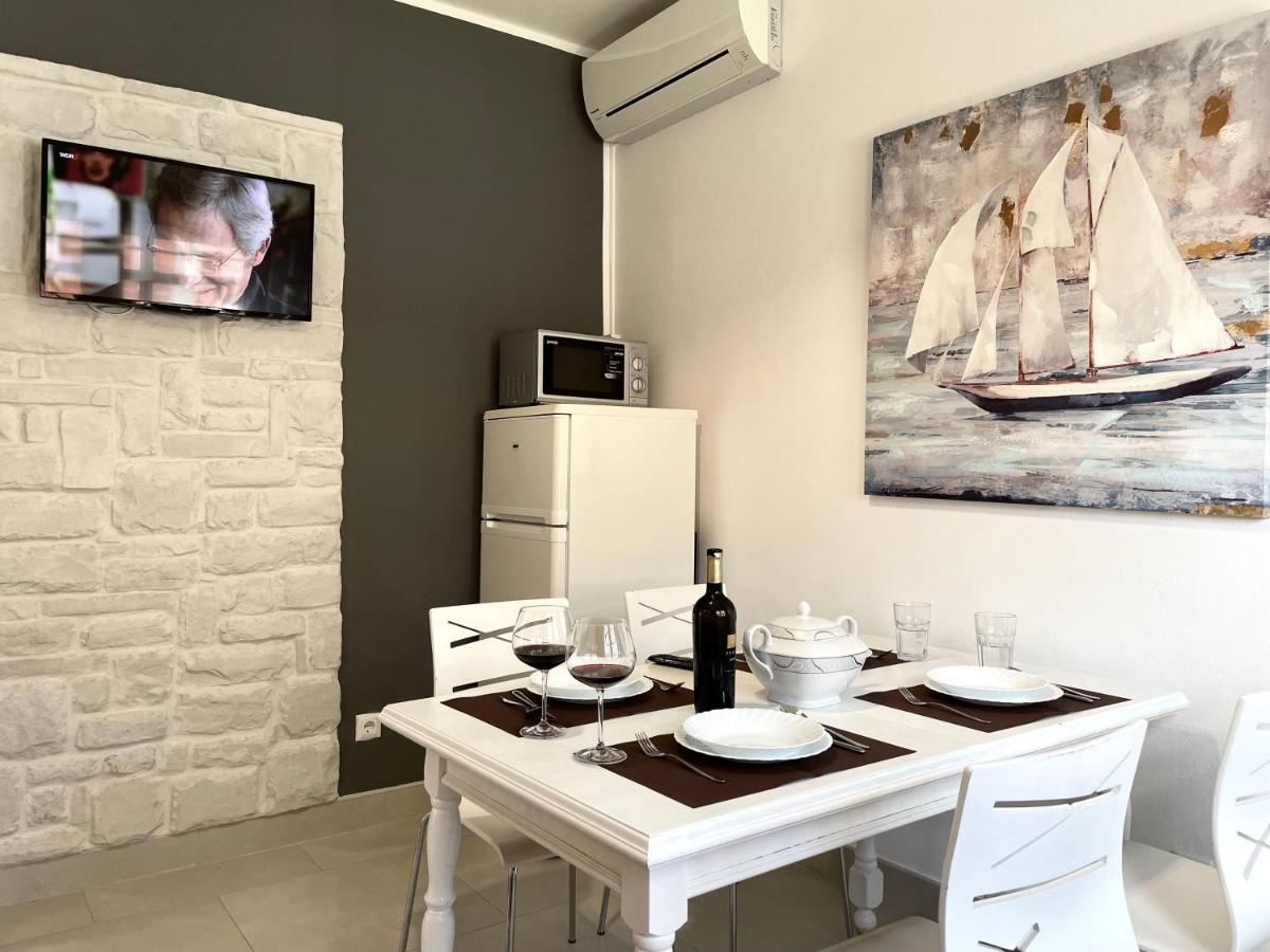 Apartment Ra *